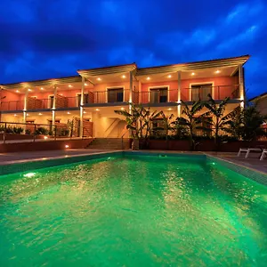  Hotel Samari